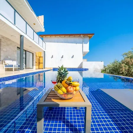 Kaskalkan Deniz Manzarali Havuzlu Bahceli * Kas